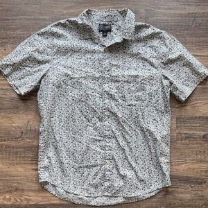 Retrofit Men's Short-Sleeve Button-Down Shirt - White & Gray Floral